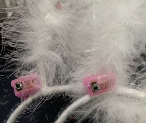 网红抖音发光兔耳朵轻触开关的应用(图1)